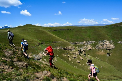 Trekking to Kolahoi Glacier